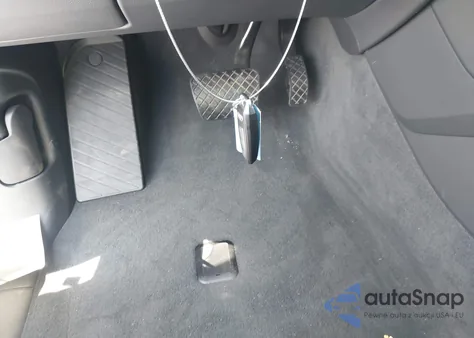 2019 Audi Q8 Premium z USA, uszkodzony, nr VIN WA1AVAF11KD010103